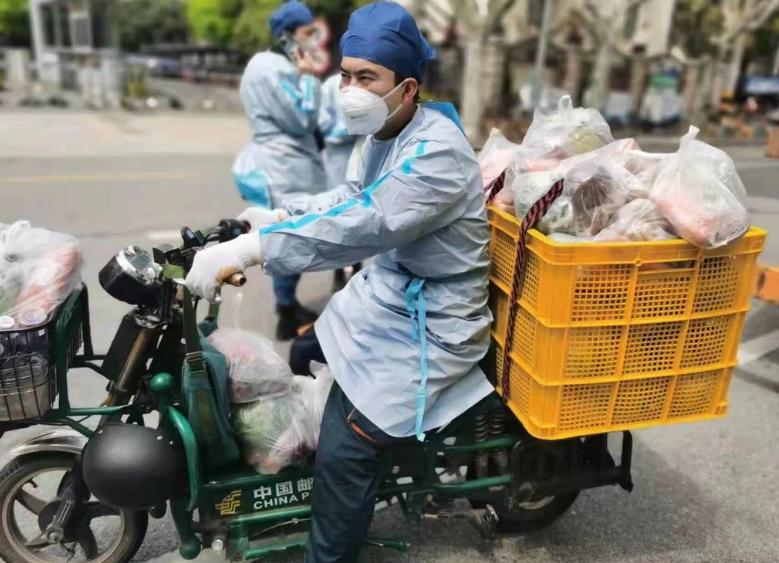上海邮政联合永辉、美团等平台发放蔬菜保供套餐